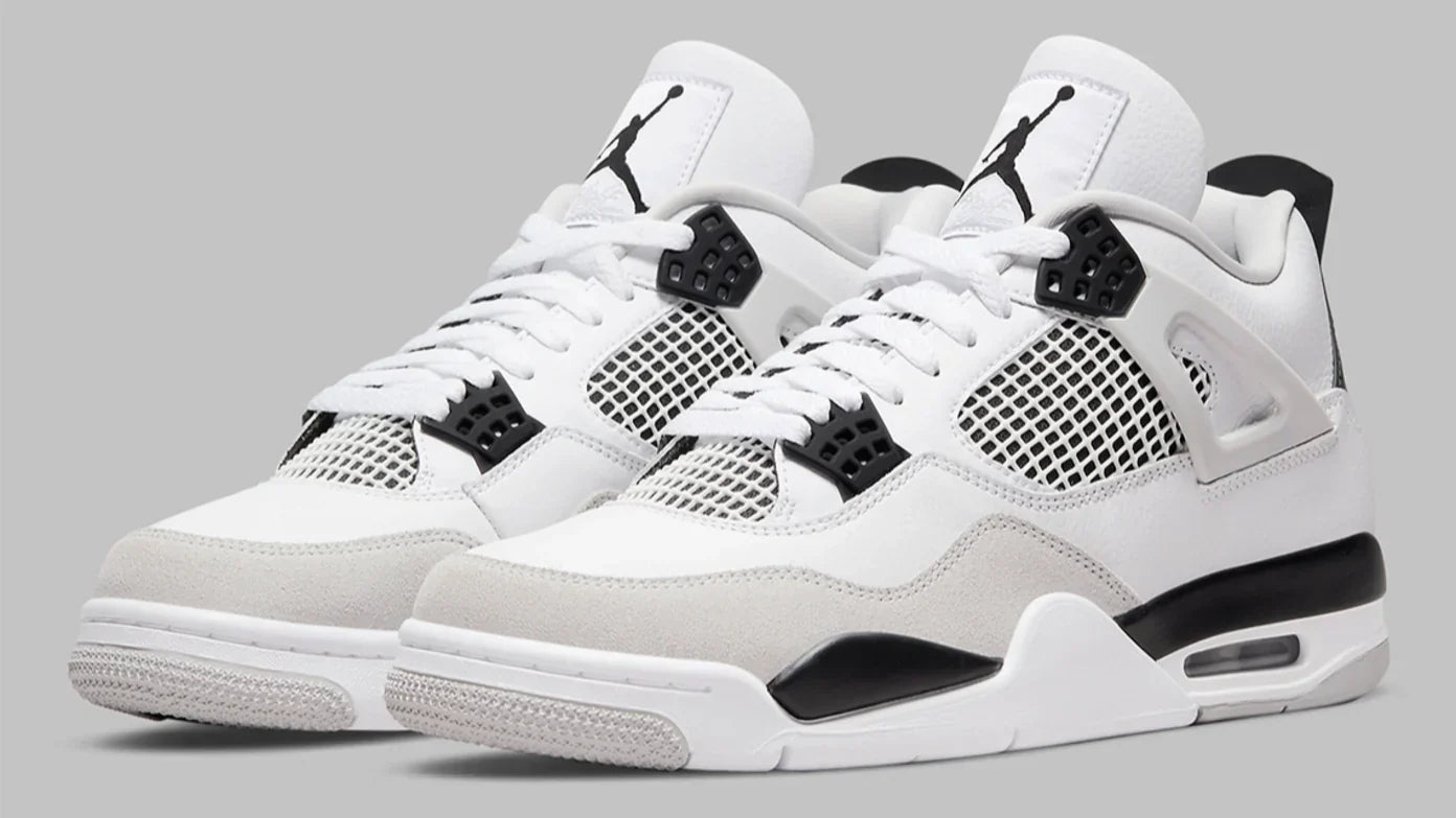 Jordan 4 RetroMilitary Black